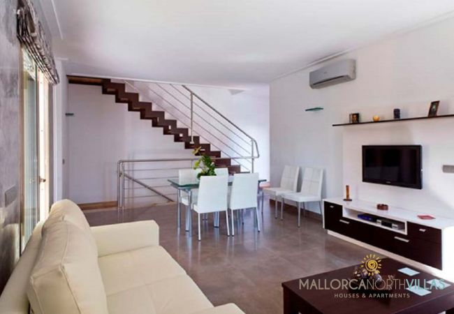 Villa en Platja de Muro - Villa Mediterranean: Moderno Refugio Familiar a Pa Villa en Platja de Muro - Villa Mediterranean: Moderno Refugio Familiar a Pa