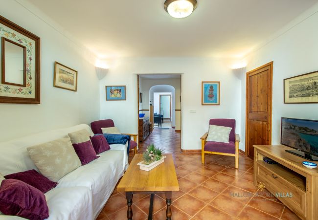 Ferienhaus in Pollensa - Casa Joana Acogedora Casa de Pueblo con Terraza Ferienhaus in Pollensa - Casa Joana Acogedora Casa de Pueblo con Terraza