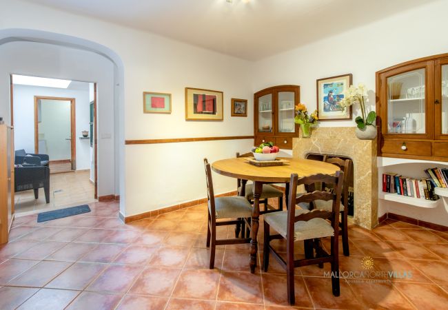 Ferienhaus in Pollensa - Casa Joana Acogedora Casa de Pueblo con Terraza Ferienhaus in Pollensa - Casa Joana Acogedora Casa de Pueblo con Terraza