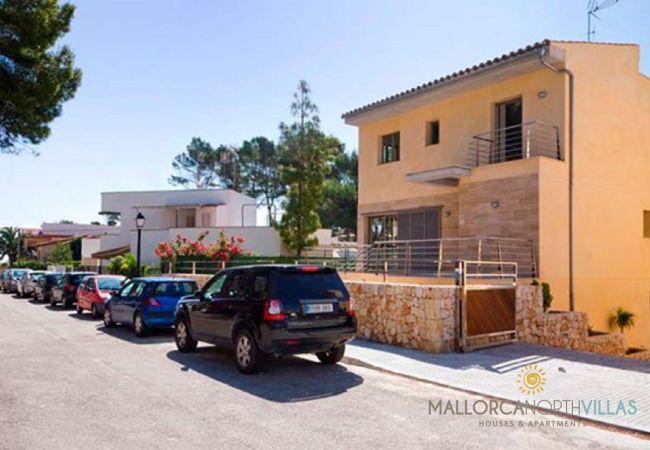 Villa in Platja de Muro - Villa Mediterranean: Moderno Refugio Familiar a Pa Villa in Platja de Muro - Villa Mediterranean: Moderno Refugio Familiar a Pa