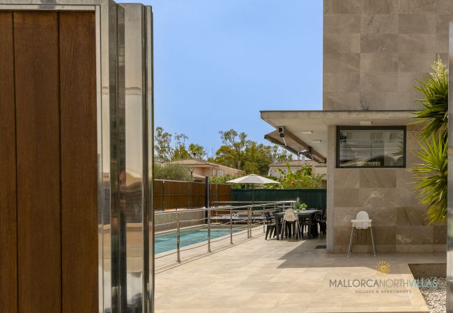 Villa in Playa de Muro - Villa Iola: Moderna Casa en Platja de Muro Villa in Playa de Muro - Villa Iola: Moderna Casa en Platja de Muro