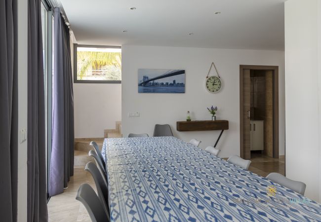 Villa in Playa de Muro - Villa Iola: Moderna Casa en Platja de Muro Villa in Playa de Muro - Villa Iola: Moderna Casa en Platja de Muro