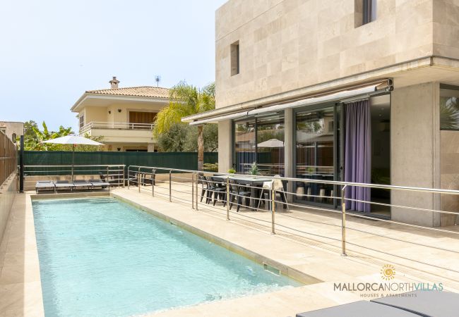 Villa in Playa de Muro - Villa Iola: Moderna Casa en Platja de Muro Villa in Playa de Muro - Villa Iola: Moderna Casa en Platja de Muro