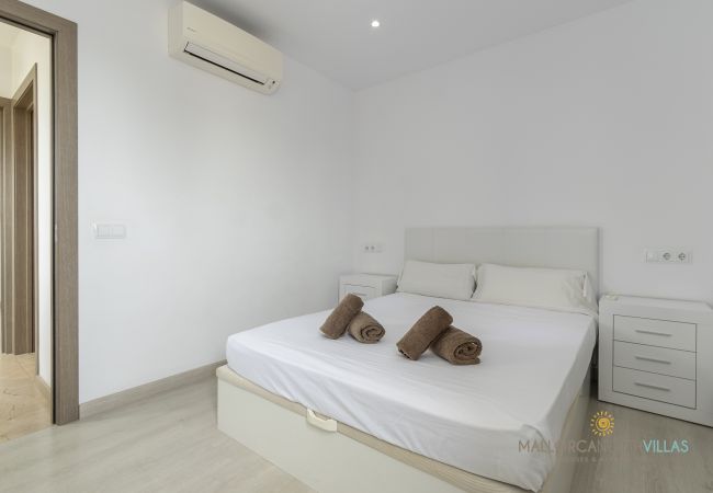 Villa in Playa de Muro - Villa Iola: Moderna Casa en Platja de Muro Villa in Playa de Muro - Villa Iola: Moderna Casa en Platja de Muro