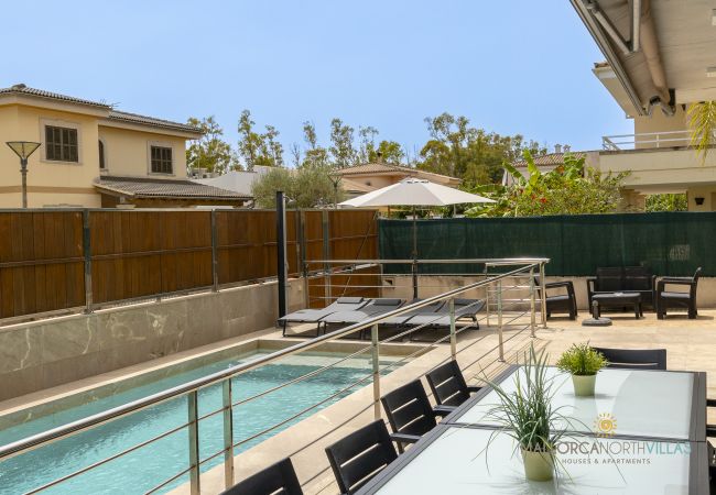 Villa in Playa de Muro - Villa Iola: Moderna Casa en Platja de Muro Villa in Playa de Muro - Villa Iola: Moderna Casa en Platja de Muro