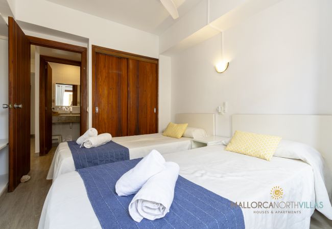 Ferienwohnung in Port de Pollença - Apartamento Voramar I: Primera Línea en Pine Walk Ferienwohnung in Port de Pollença - Apartamento Voramar I: Primera Línea en Pine Walk