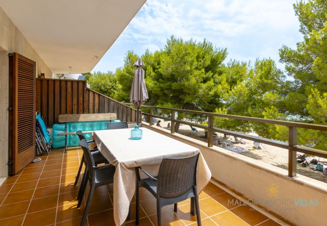 Ferienwohnung in Port de Pollença - Apartamento Voramar I: Primera Línea en Pine Walk Ferienwohnung in Port de Pollença - Apartamento Voramar I: Primera Línea en Pine Walk