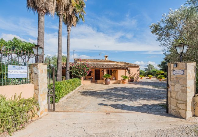 Villa in Pollensa - Villa Ca Na Francisca Villa in Pollensa - Villa Ca Na Francisca