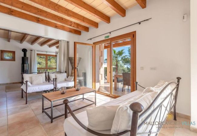 Villa in Felanitx - Finca es Foners: Lujoso Refugio en la Montaña Villa in Felanitx - Finca es Foners: Lujoso Refugio en la Montaña