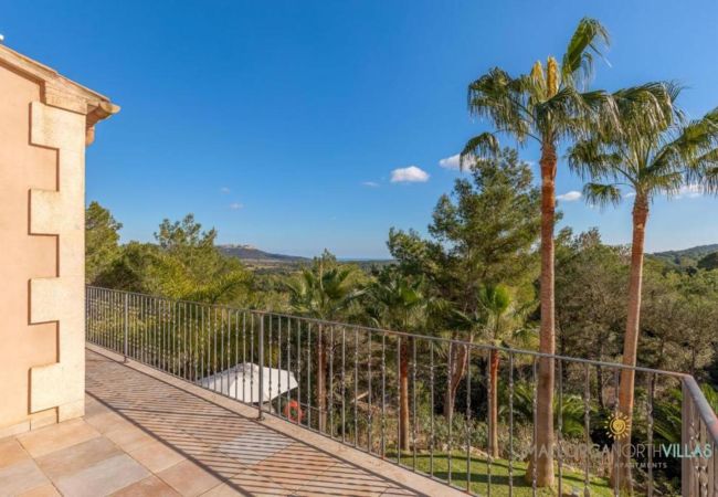 Villa in Felanitx - Finca es Foners: Lujoso Refugio en la Montaña Villa in Felanitx - Finca es Foners: Lujoso Refugio en la Montaña