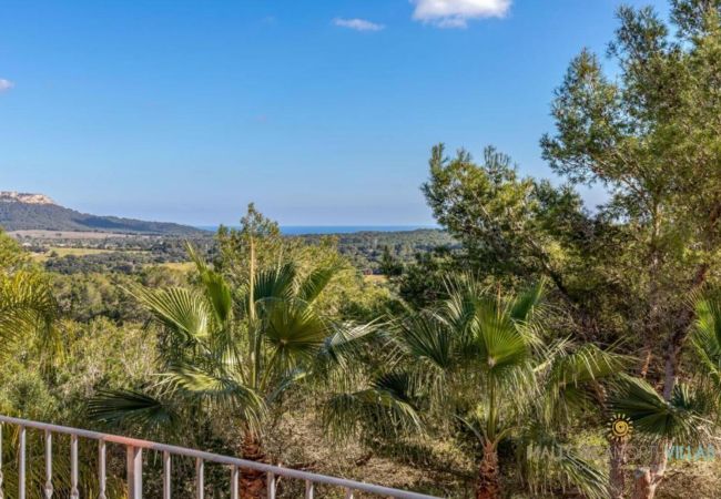 Villa in Felanitx - Finca es Foners: Lujoso Refugio en la Montaña Villa in Felanitx - Finca es Foners: Lujoso Refugio en la Montaña