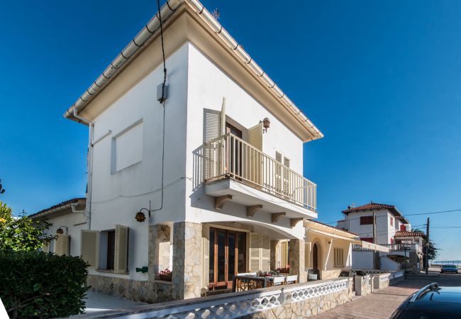 Villa in Port de Pollença - Chalet Hibiscus Villa in Port de Pollença - Chalet Hibiscus