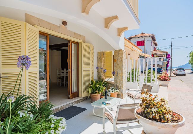 Villa in Port de Pollença - Chalet Hibiscus Villa in Port de Pollença - Chalet Hibiscus