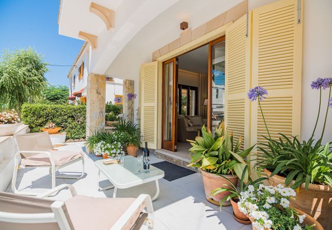 Villa in Port de Pollença - Chalet Hibiscus Villa in Port de Pollença - Chalet Hibiscus