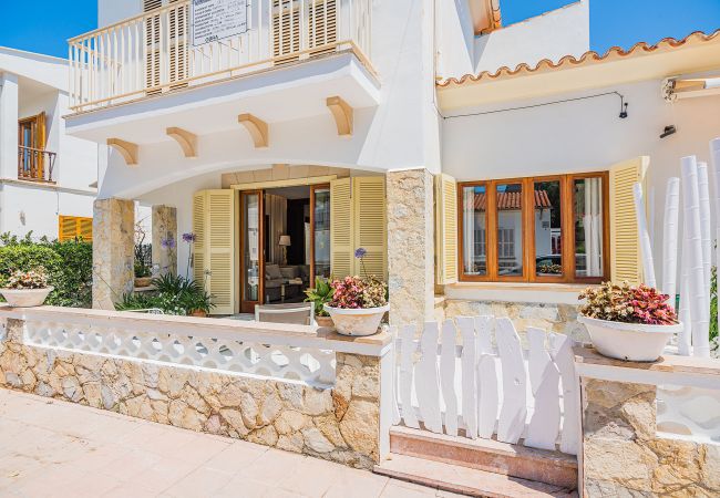 Villa in Port de Pollença - Chalet Hibiscus Villa in Port de Pollença - Chalet Hibiscus