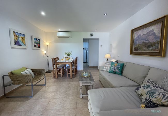 Apartment in Port de Pollença - Club del Sol 8: Acogedor Apartamento con Piscina Apartment in Port de Pollença - Club del Sol 8: Acogedor Apartamento con Piscina