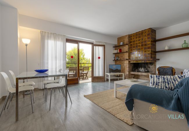 Apartment in Port de Pollença - Apartamento Voramar II: Primera Línea en Pine Walk Apartment in Port de Pollença - Apartamento Voramar II: Primera Línea en Pine Walk