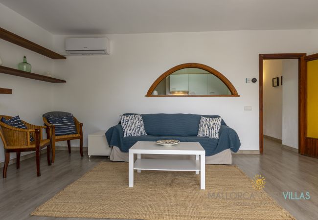 Apartment in Port de Pollença - Apartamento Voramar II: Primera Línea en Pine Walk Apartment in Port de Pollença - Apartamento Voramar II: Primera Línea en Pine Walk
