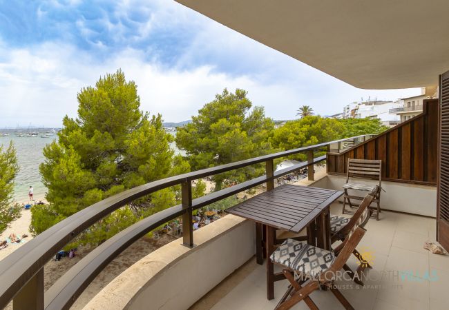 Apartment in Port de Pollença - Apartamento Voramar II: Primera Línea en Pine Walk Apartment in Port de Pollença - Apartamento Voramar II: Primera Línea en Pine Walk
