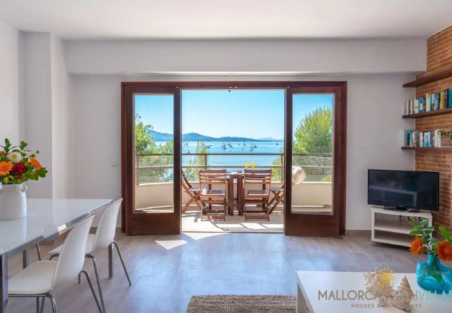Apartment in Port de Pollença - Apartamento Voramar II: Primera Línea en Pine Walk Apartment in Port de Pollença - Apartamento Voramar II: Primera Línea en Pine Walk
