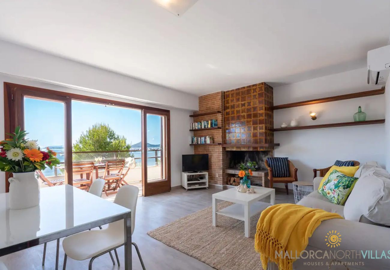 Apartment in Port de Pollença - Apartamento Voramar II: Primera Línea en Pine Walk Apartment in Port de Pollença - Apartamento Voramar II: Primera Línea en Pine Walk
