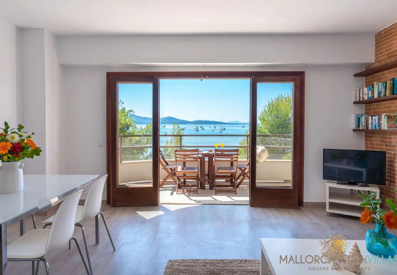 Apartment in Port de Pollença - Apartamento Voramar II: Primera Línea en Pine Walk Apartment in Port de Pollença - Apartamento Voramar II: Primera Línea en Pine Walk